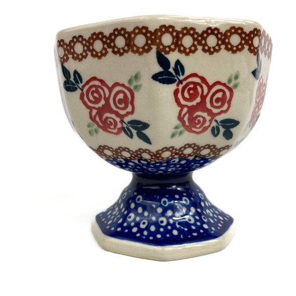 Polish Pottery, hand crafted and painted flowers on 3.75" tall Pedestal bowl - Picture 1 of 5
